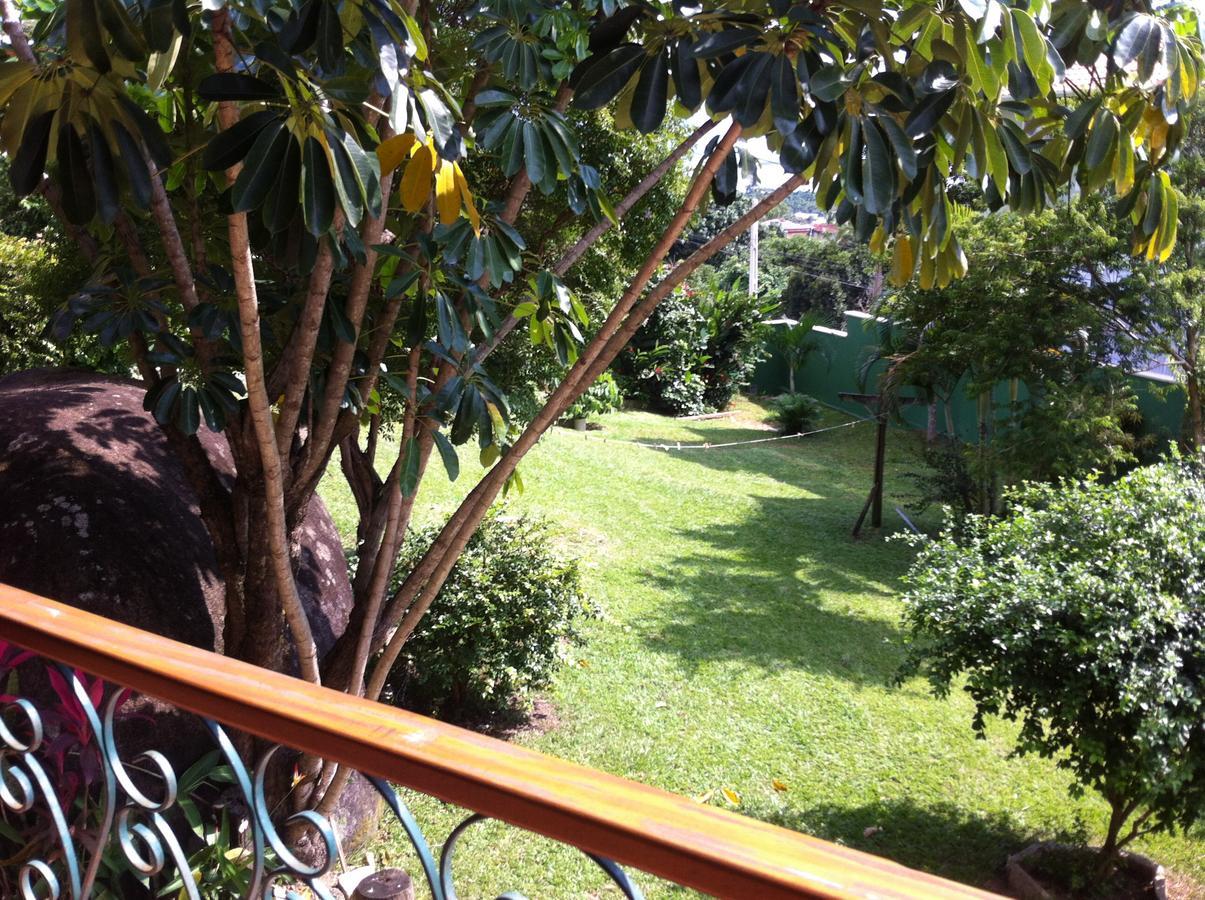 Bela Ilha Guest House Ilhabela Eksteriør billede